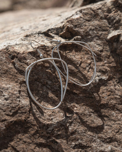 Fluid Geometry | 2mm | Wire Silver Earrings